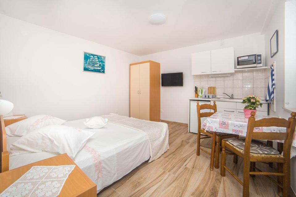 Apartmani Stipan 브렐라 외부 사진