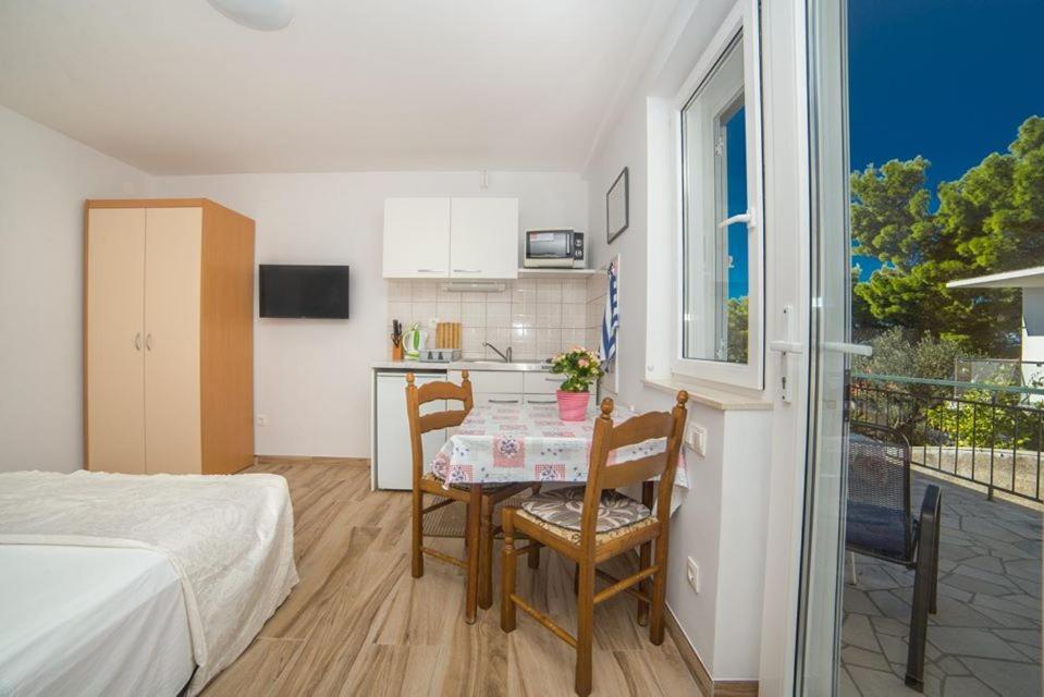Apartmani Stipan 브렐라 외부 사진